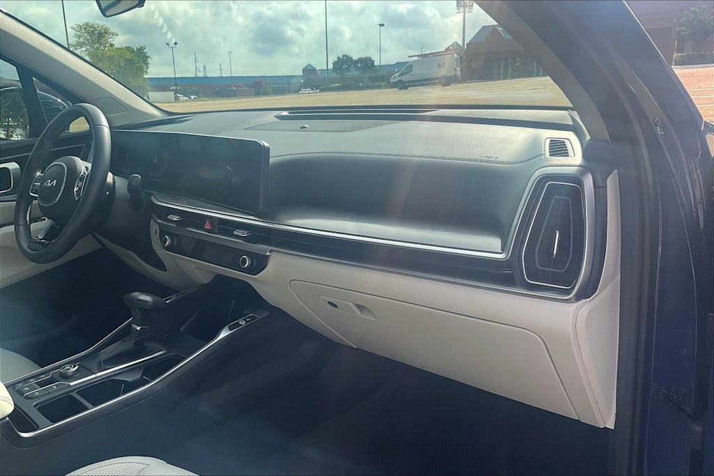 Thumbnail: 2025 Kia Sorento - 21