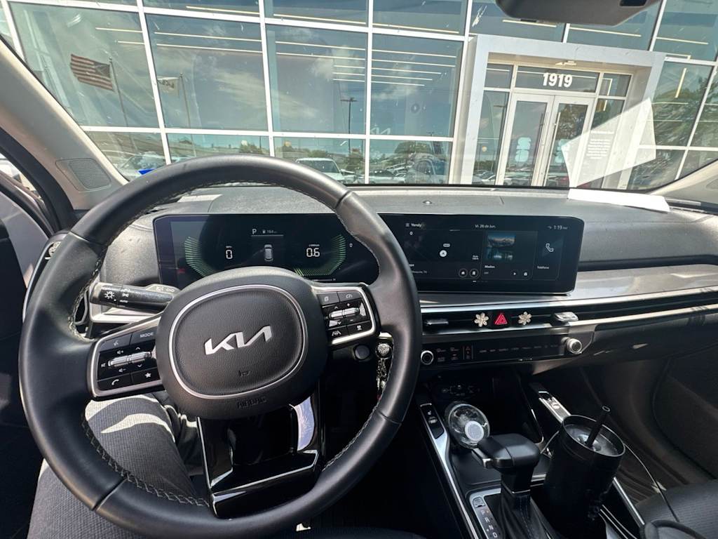Thumbnail: 2025 Kia Sorento - 2