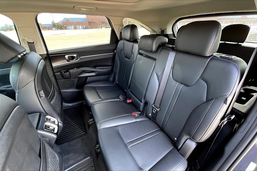 Thumbnail: 2025 Kia Sorento - 13