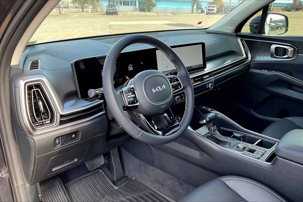 Thumbnail: 2025 Kia Sorento - 2