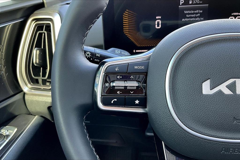 Thumbnail: 2025 Kia Sorento - 24