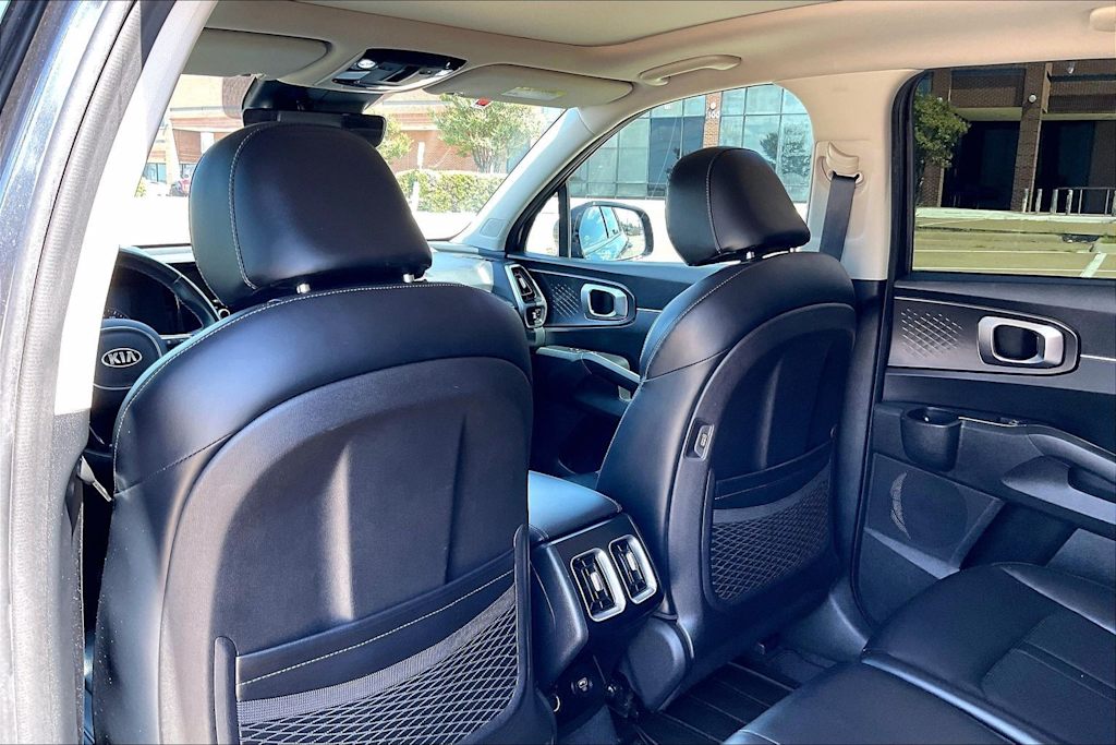 Thumbnail: 2021 Kia Sorento - 12