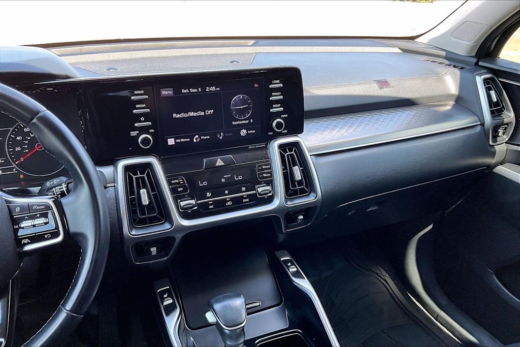 Thumbnail: 2021 Kia Sorento - 14