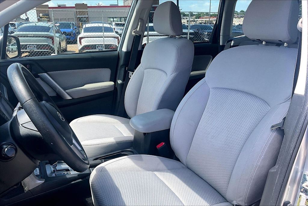 Thumbnail: 2018 Subaru Forester - 9