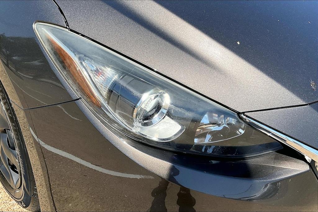 2016 Mazda Mazda3 i Sport 30