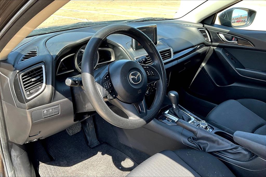 2016 Mazda Mazda3 i Sport 2