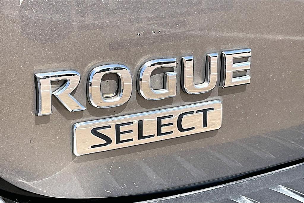 Thumbnail: 2015 Nissan Rogue - 7