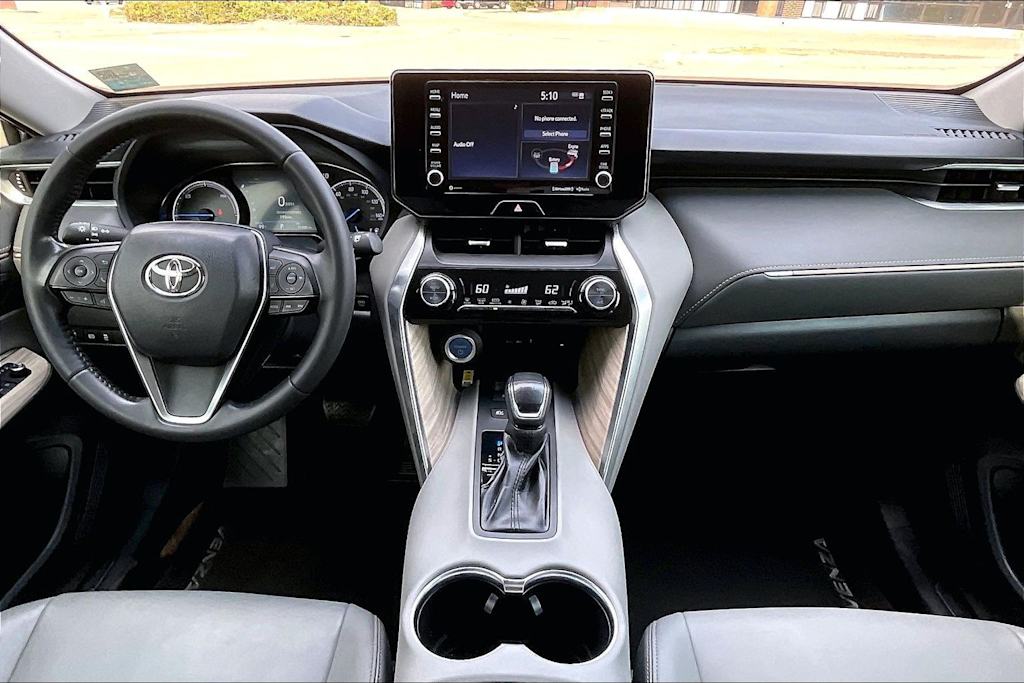 Thumbnail: 2022 Toyota Venza - 9