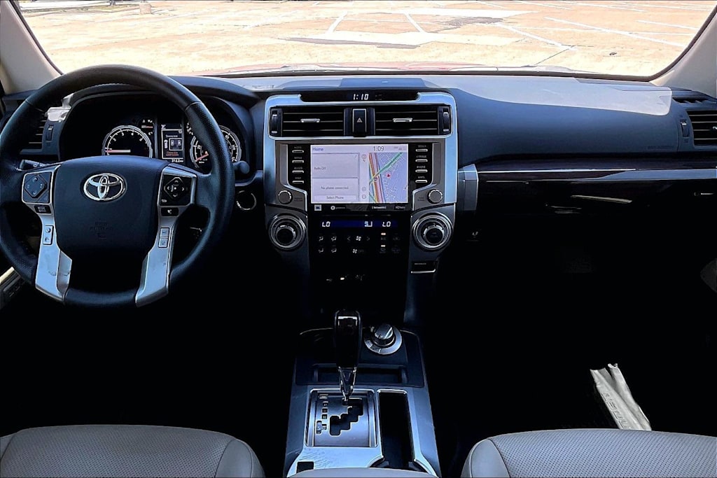 Thumbnail: 2024 Toyota 4Runner - 10