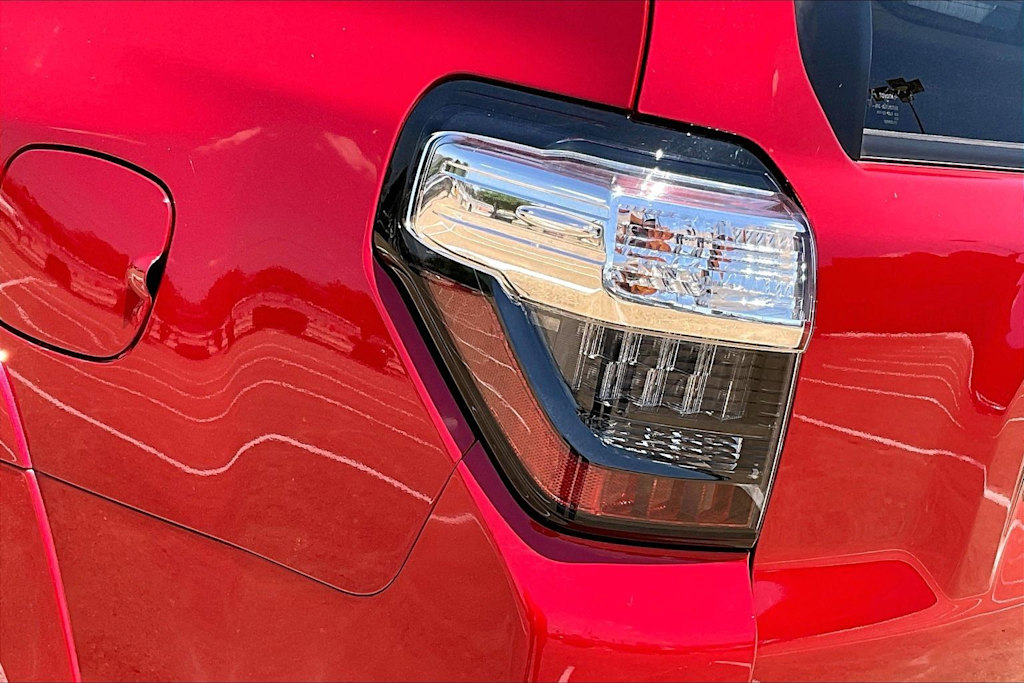Thumbnail: 2024 Toyota 4Runner - 32