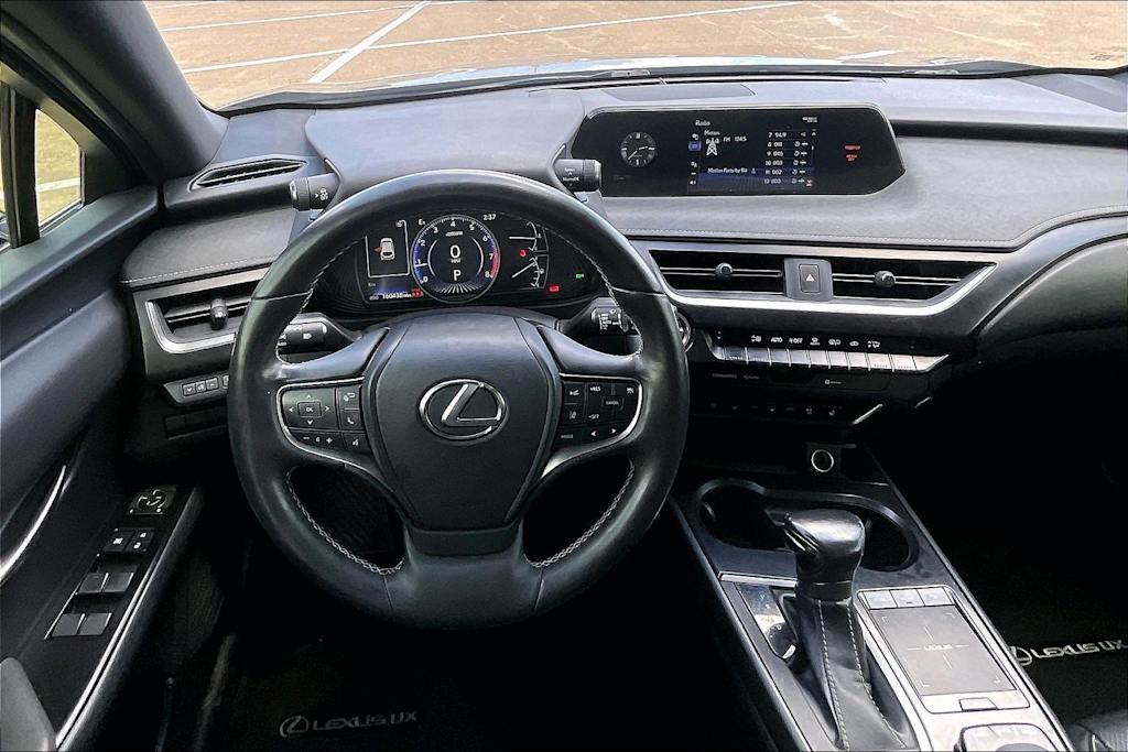 Thumbnail: 2020 Lexus UX - 13