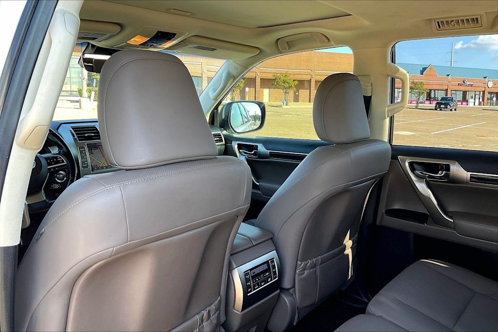 Thumbnail: 2020 Lexus GX - 13