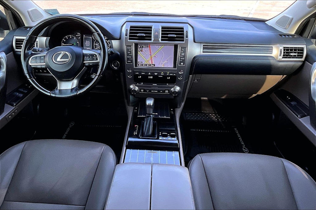 Thumbnail: 2020 Lexus GX - 10
