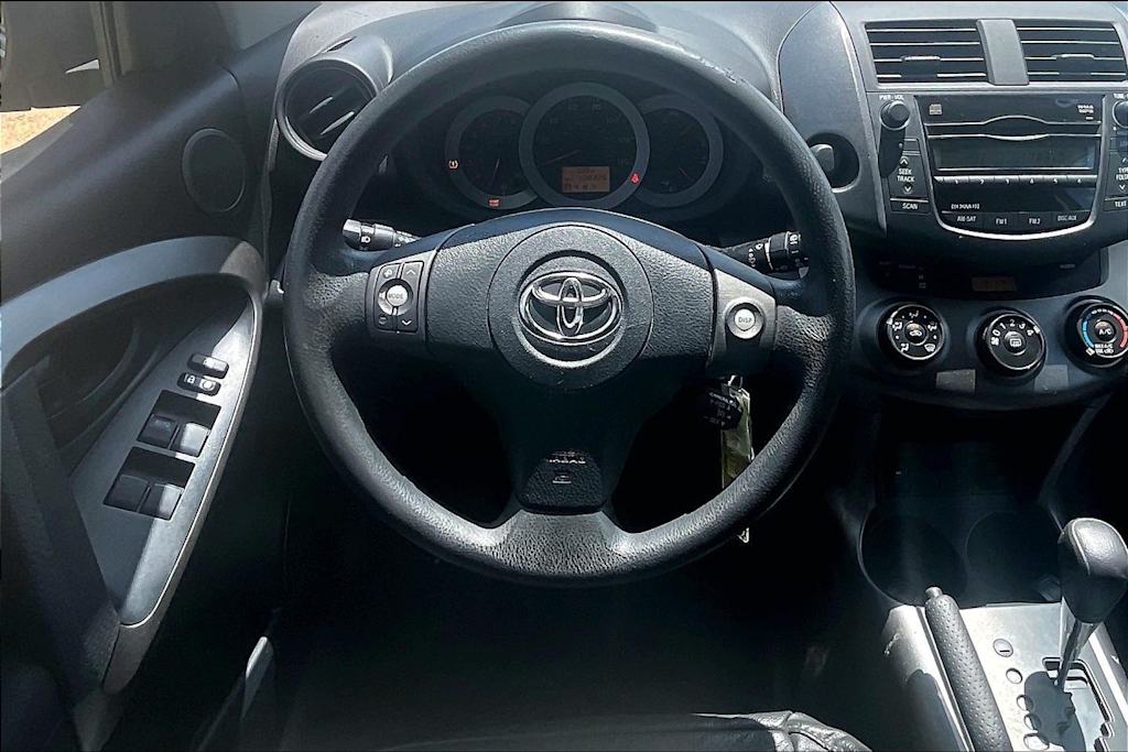 Thumbnail: 2010 Toyota RAV4 - 12