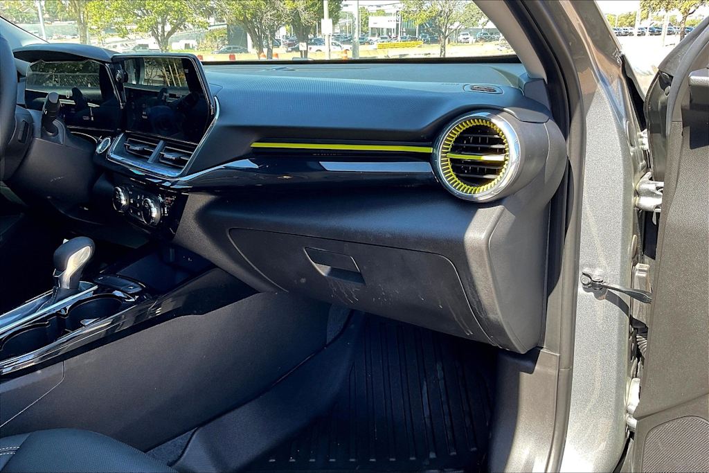 Thumbnail: 2025 Chevrolet Trax - 24