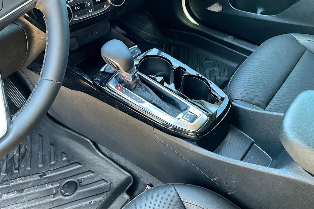 Thumbnail: 2025 Chevrolet Trax - 17