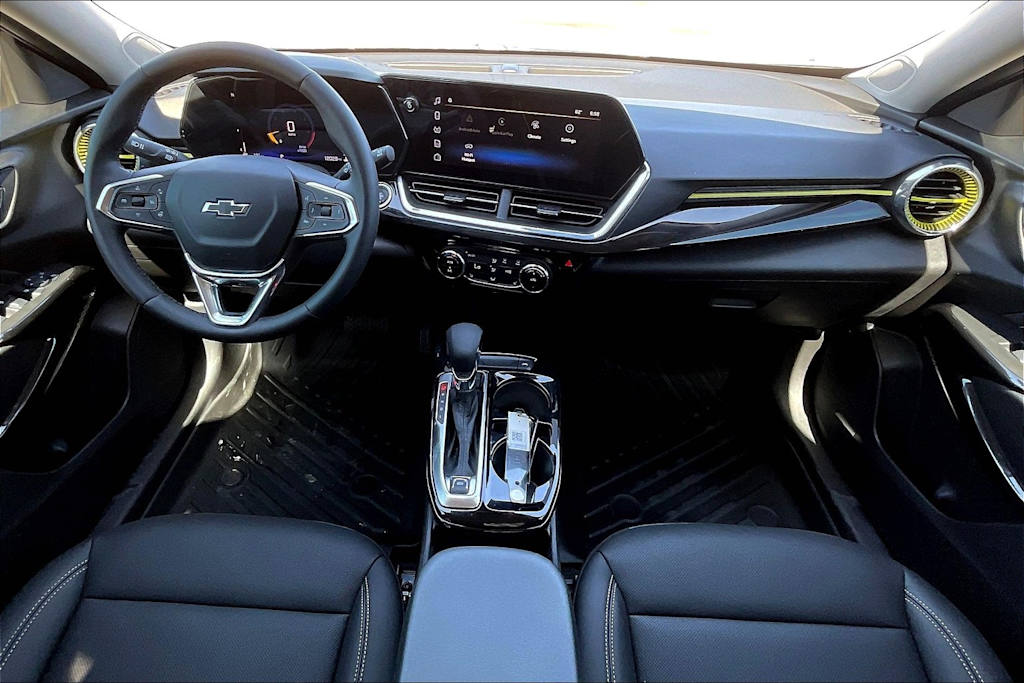 Thumbnail: 2025 Chevrolet Trax - 10