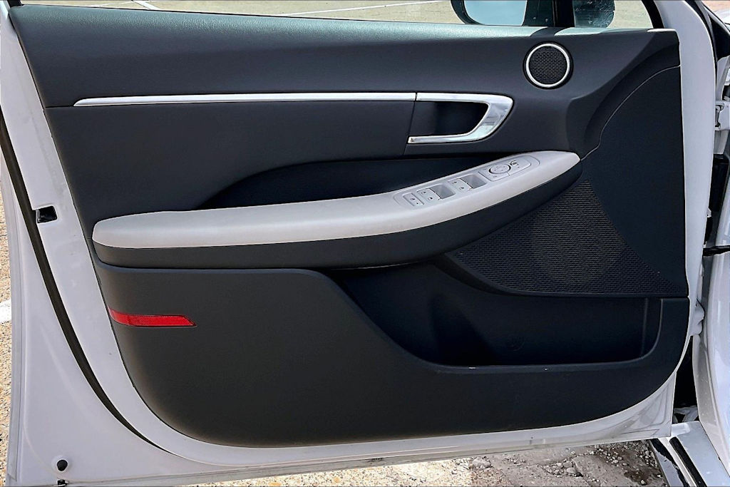 Thumbnail: 2023 Hyundai Sonata - 27