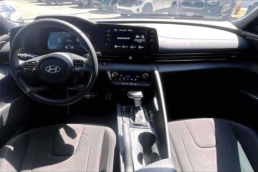 Thumbnail: 2025 Hyundai Elantra - 8
