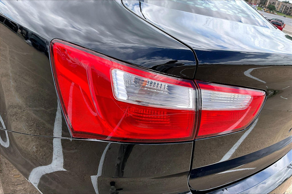 Thumbnail: 2017 Kia Rio - 28