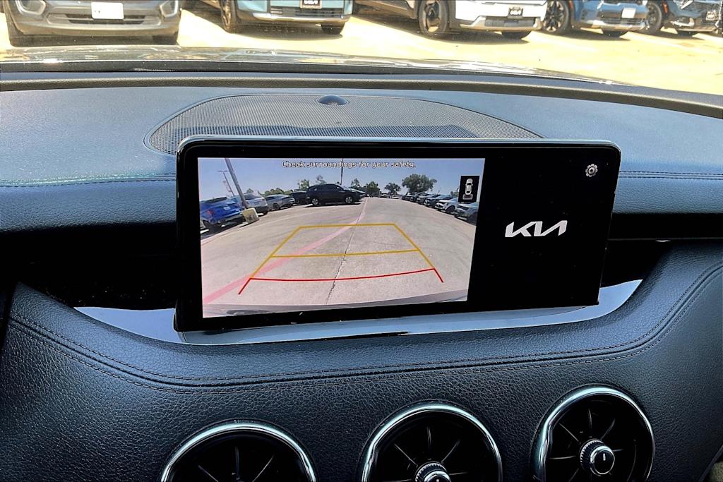 Thumbnail: 2022 Kia Stinger - 16