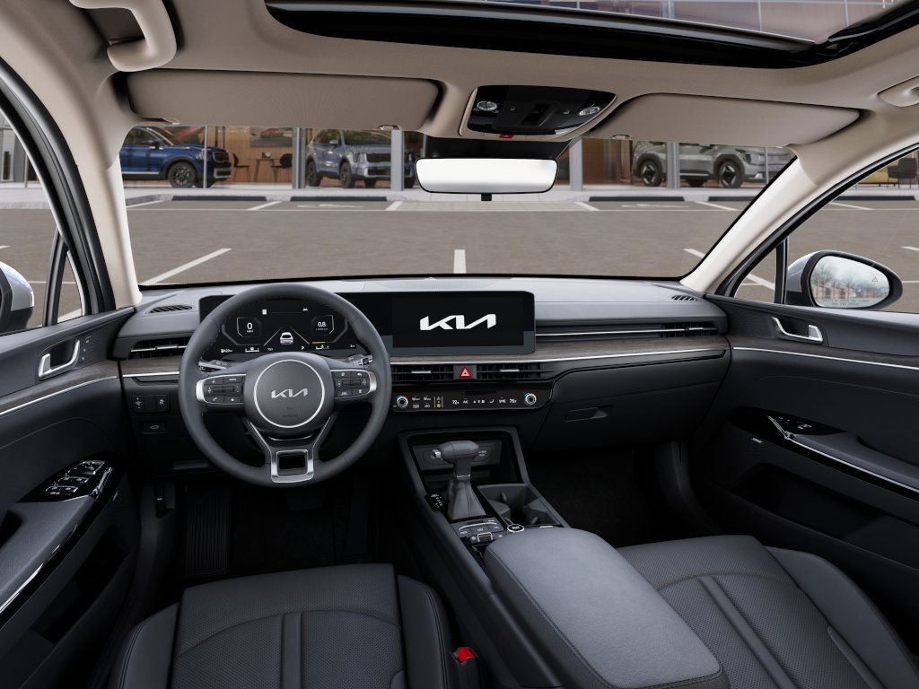 Thumbnail: 2025 Kia K5 - 2