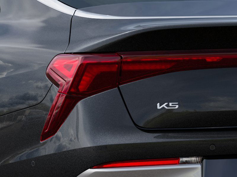 Thumbnail: 2025 Kia K5 - 22