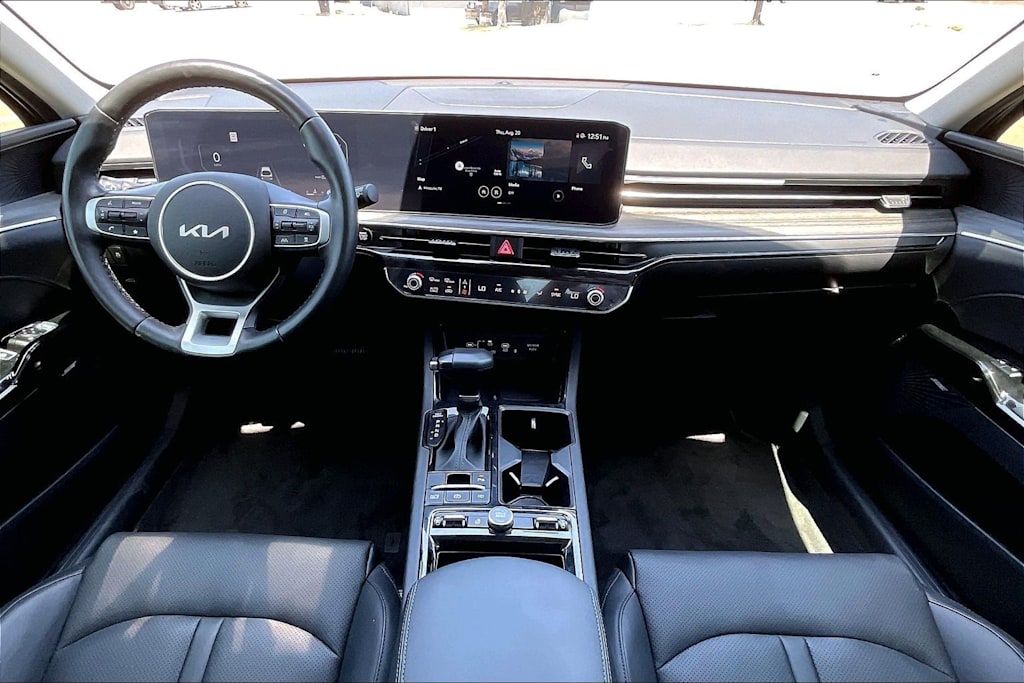 Thumbnail: 2025 Kia K5 - 10