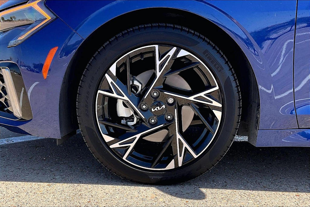Thumbnail: 2025 Kia K5 - 8