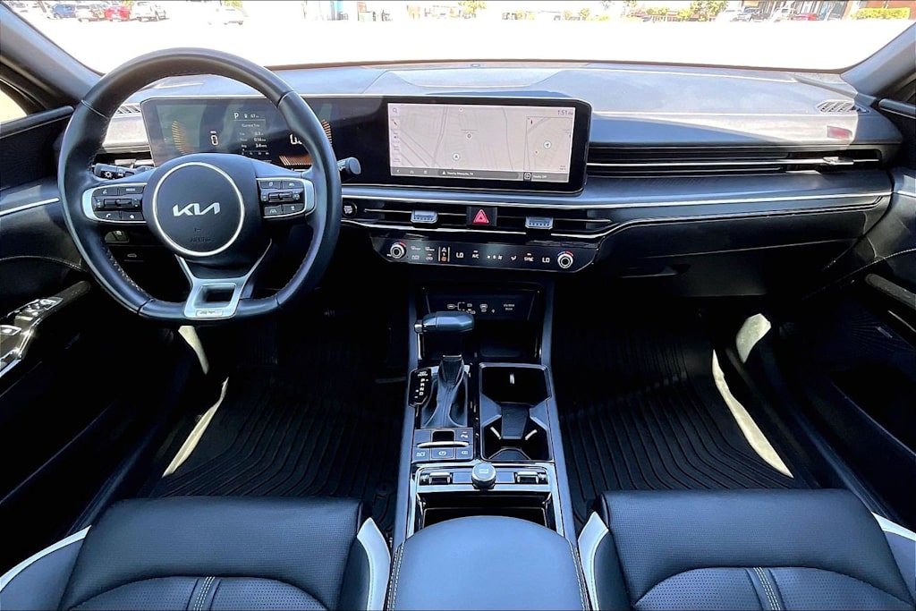 Thumbnail: 2025 Kia K5 - 9