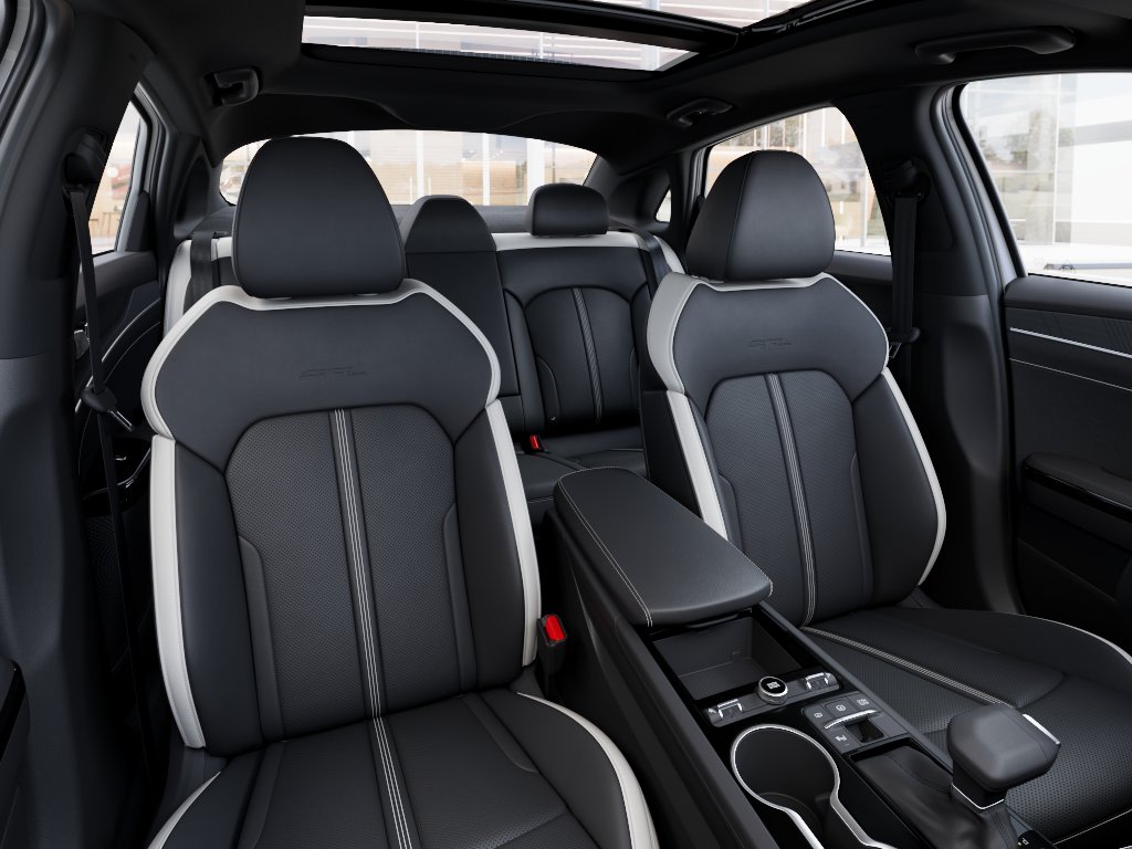 Thumbnail: 2026 Kia K5 - 6