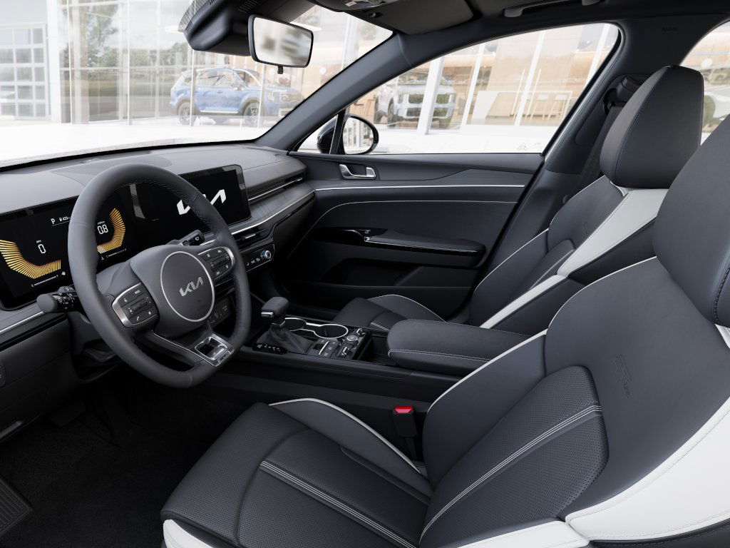Thumbnail: 2026 Kia K5 - 8