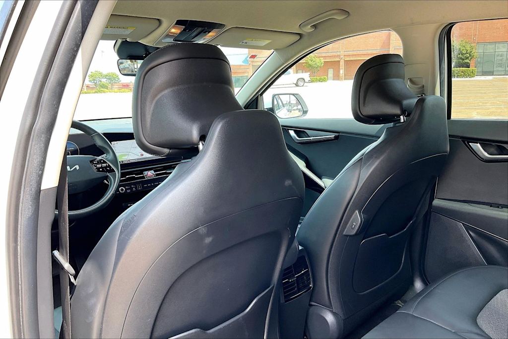 Thumbnail: 2024 Kia Niro - 12