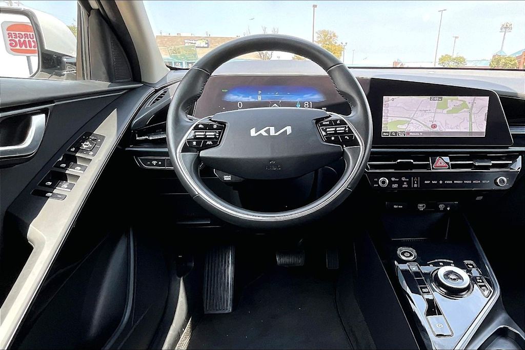 Thumbnail: 2024 Kia Niro - 13