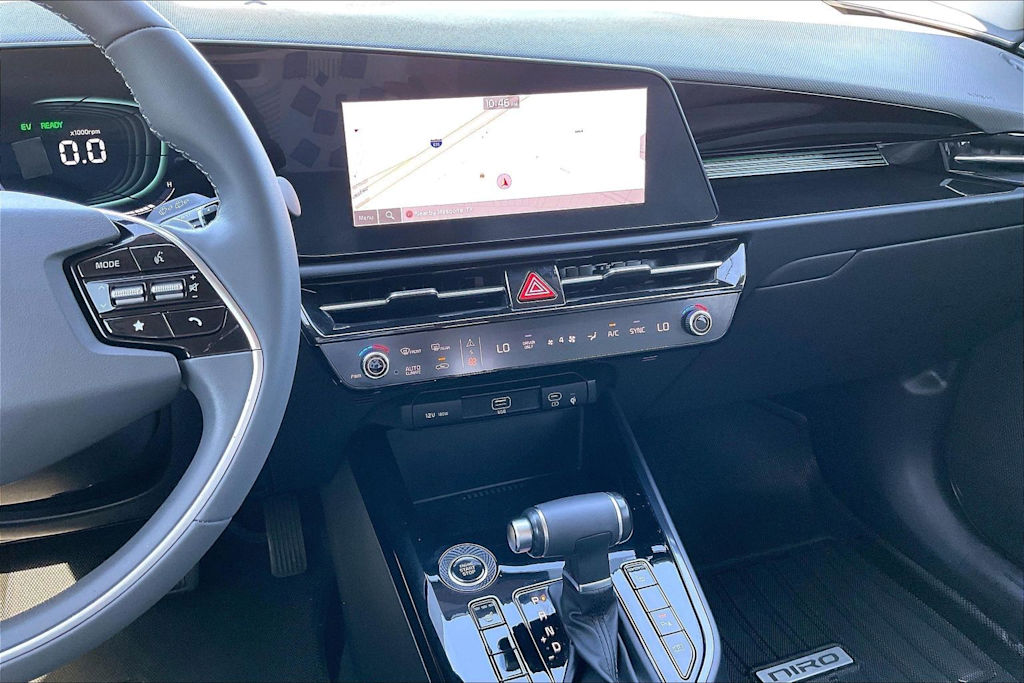 Thumbnail: 2024 Kia Niro - 15