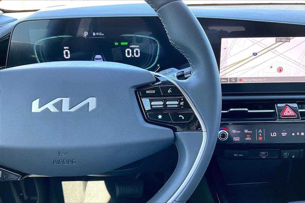 Thumbnail: 2024 Kia Niro - 26