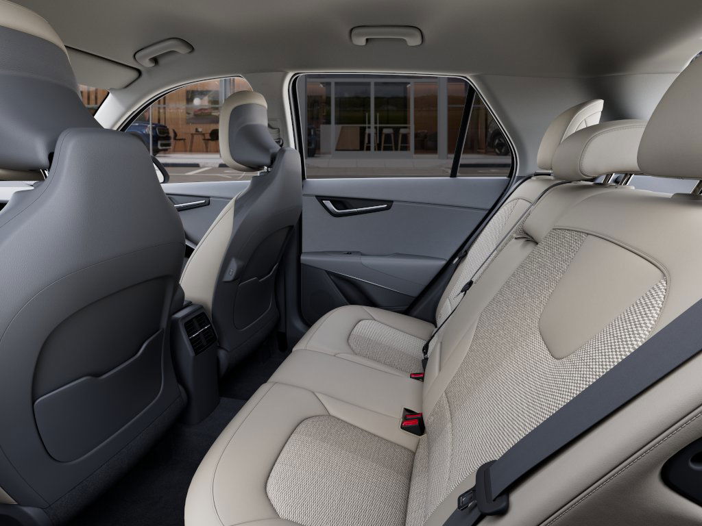 Thumbnail: 2025 Kia Niro - 9