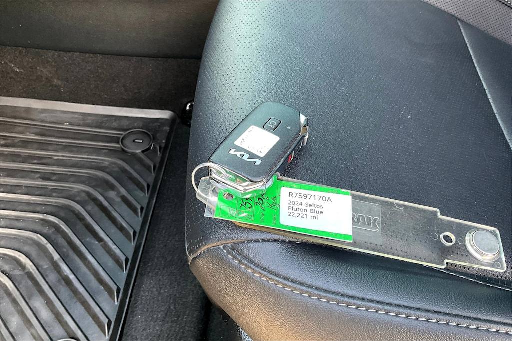 Thumbnail: 2024 Kia Seltos - 19