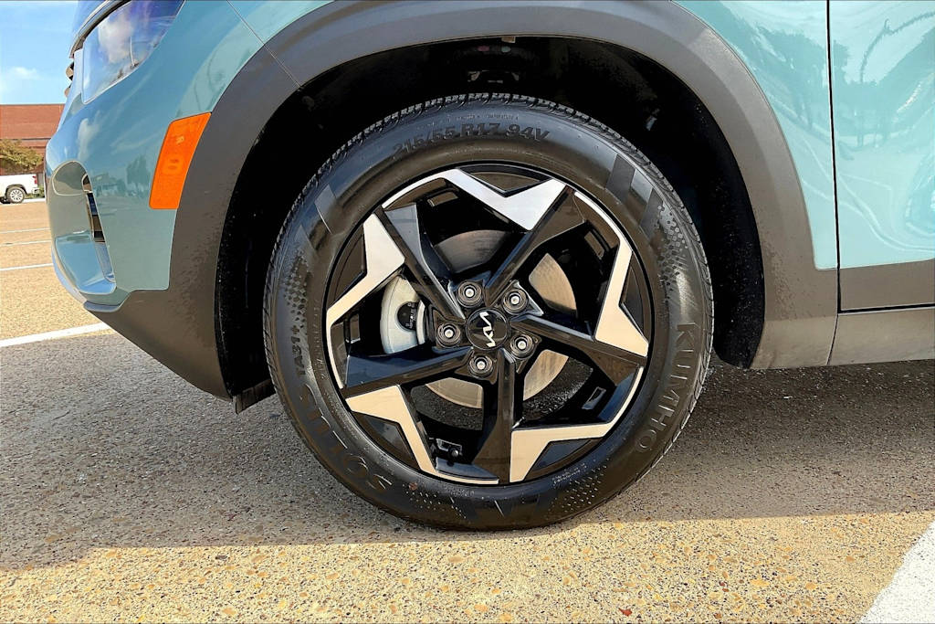 Thumbnail: 2024 Kia Seltos - 7