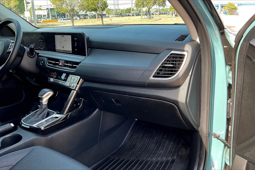 Thumbnail: 2024 Kia Seltos - 23