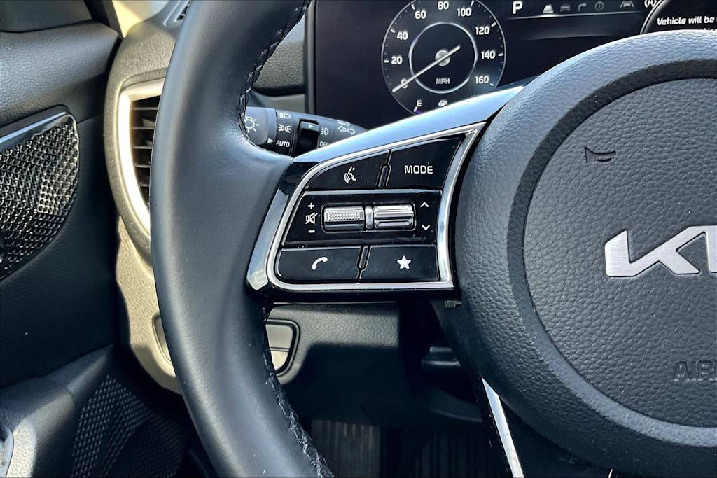 Thumbnail: 2024 Kia Seltos - 24