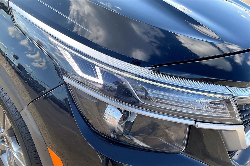 Thumbnail: 2021 Kia Seltos - 29