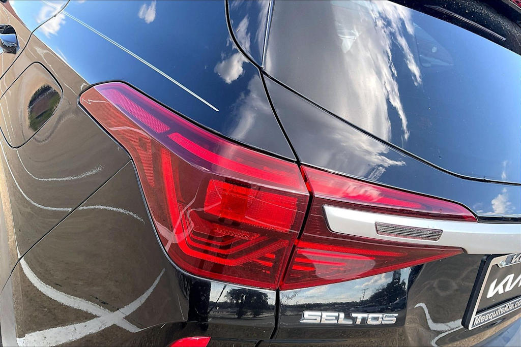 Thumbnail: 2021 Kia Seltos - 30