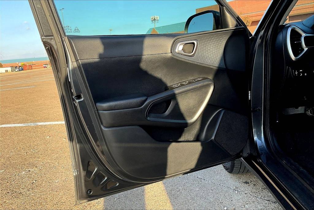 Thumbnail: 2021 Kia Soul - 27