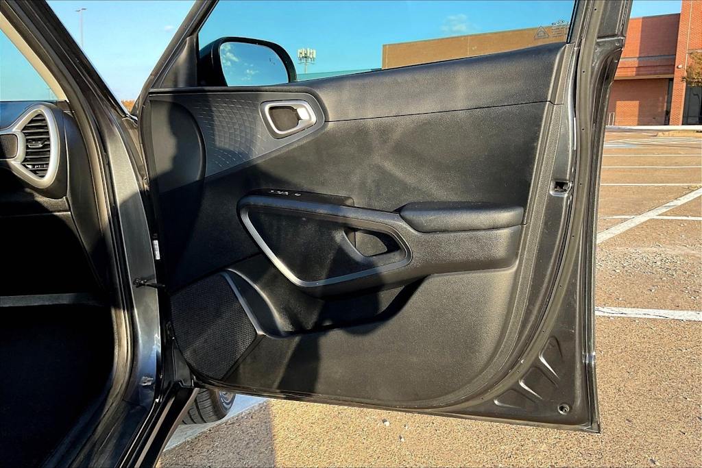 Thumbnail: 2021 Kia Soul - 28