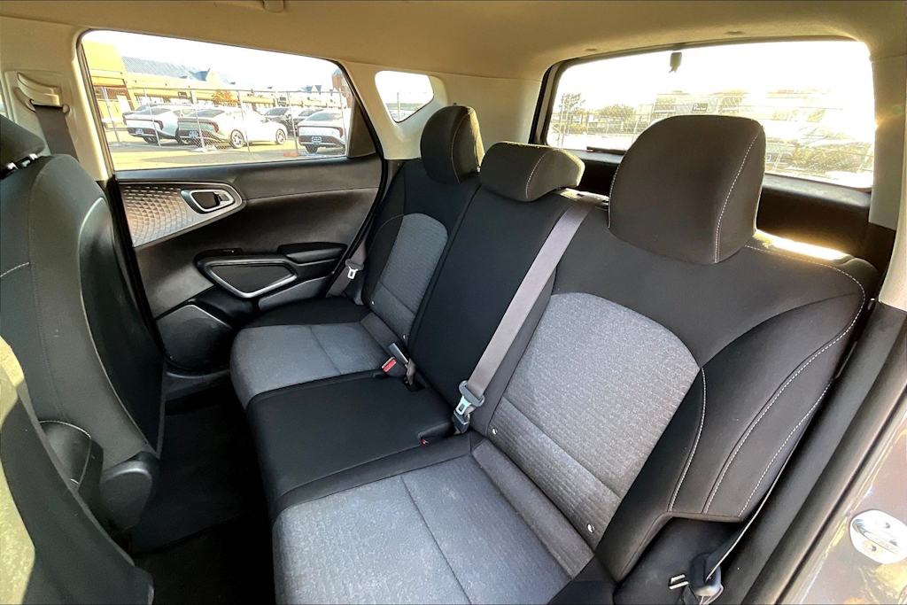 Thumbnail: 2021 Kia Soul - 29