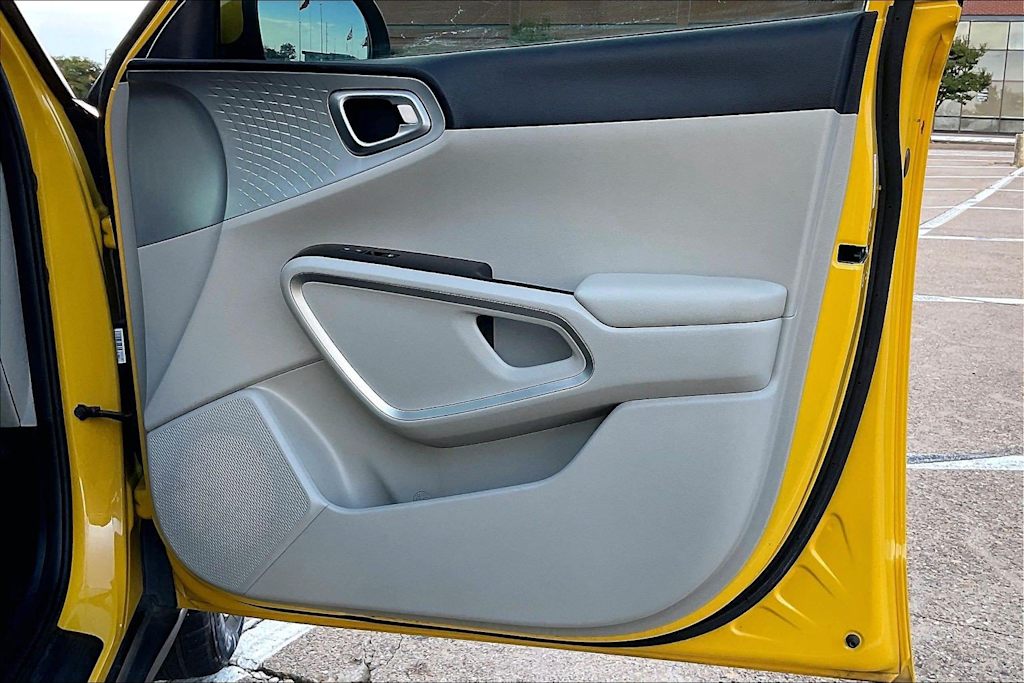 Thumbnail: 2020 Kia Soul - 27