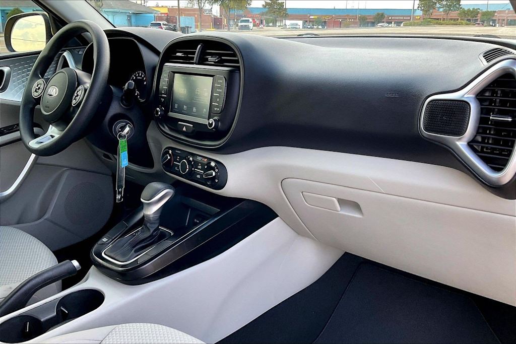 Thumbnail: 2020 Kia Soul - 14