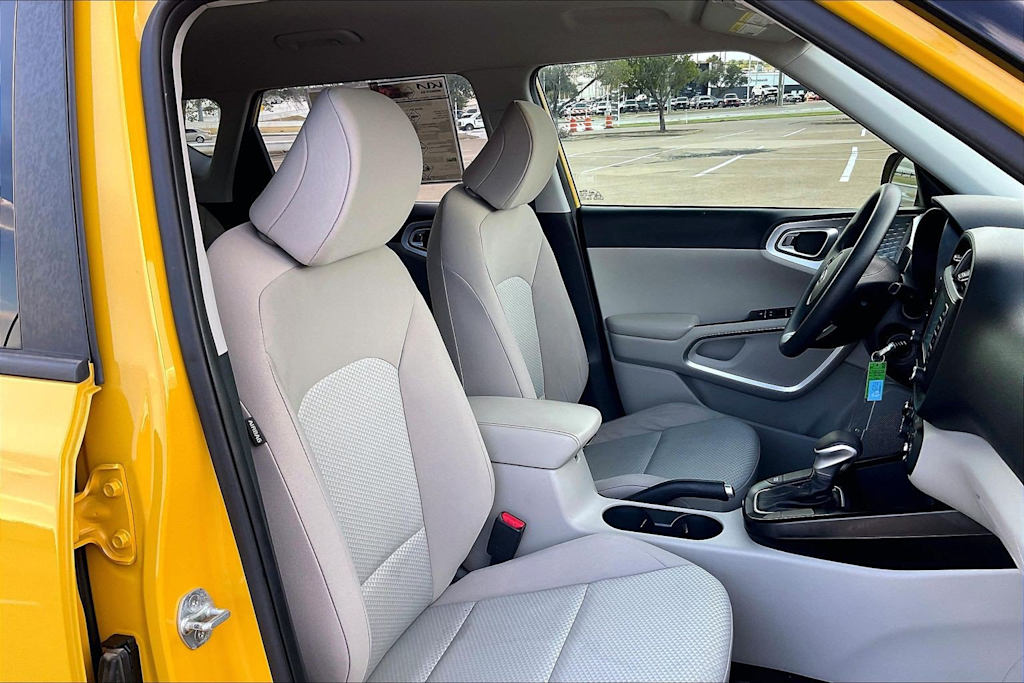 Thumbnail: 2020 Kia Soul - 11