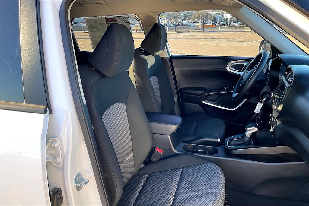 Thumbnail: 2023 Kia Soul - 22